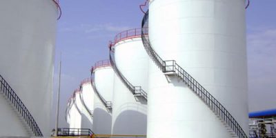 large-fuel-storage-tanks